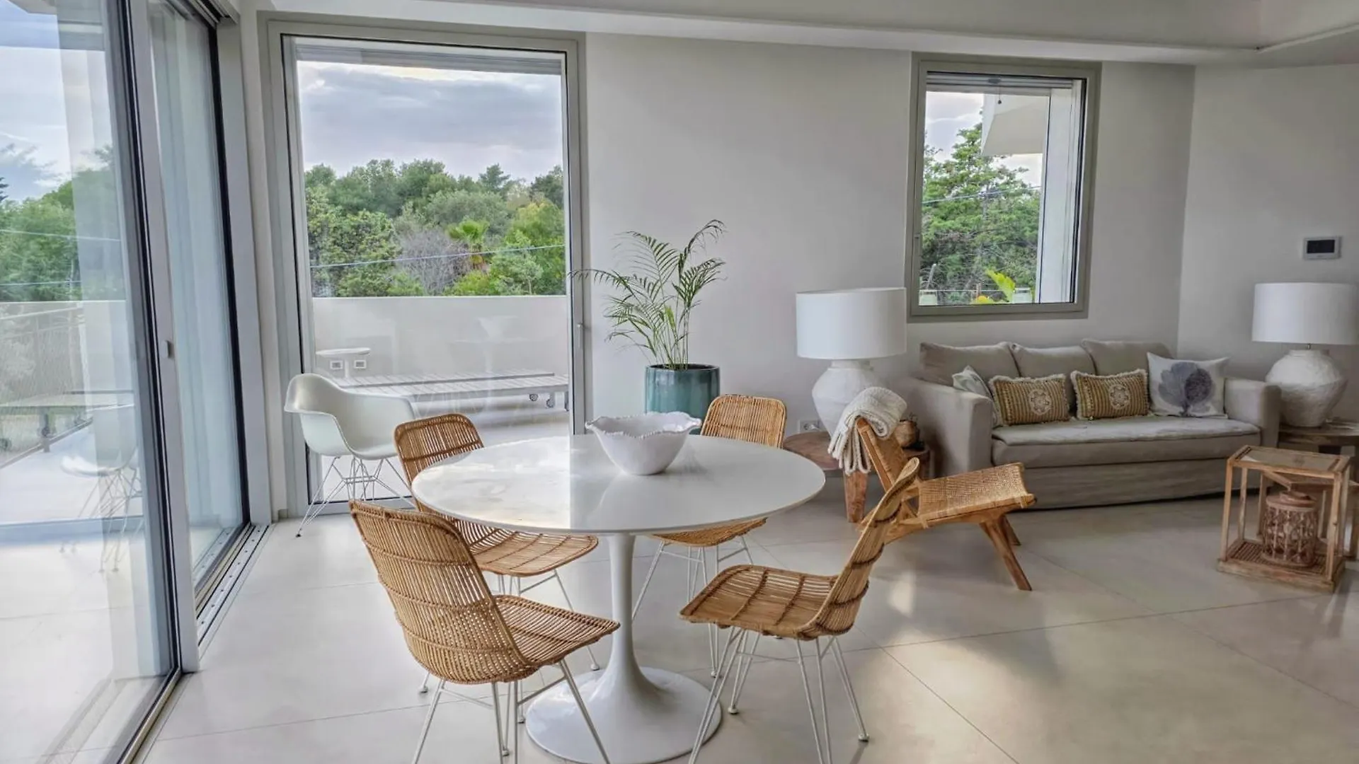 Apartament New 2025-Shati Luxury Home-Two Steps From The Beach, Sea View & Pool Fontane Bianche Włochy